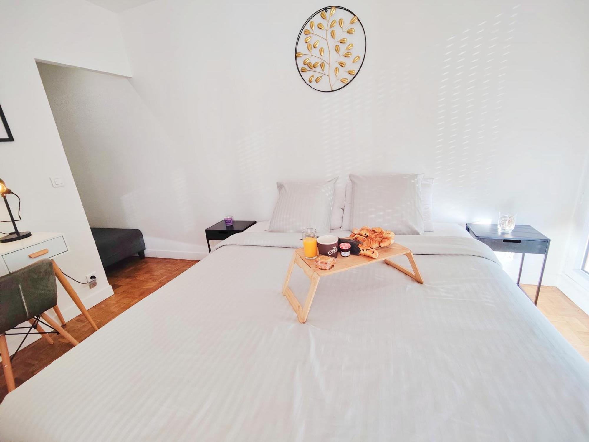 Apartment Metro A 2 Minutes Paris Centre Le Marais Romainville